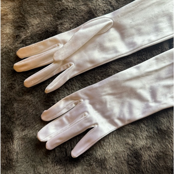 Vintage gloves - Picture 2 of 3